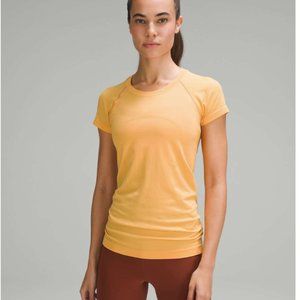 Lululemon Swiftly Tech Short-Sleeve Shirt 2.0 Mango Dream size 8
